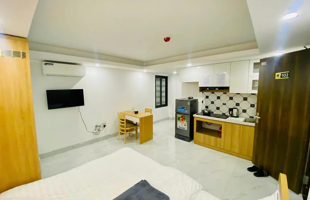 25 House 298 Ngoc Lam - Long Bien bridge-1